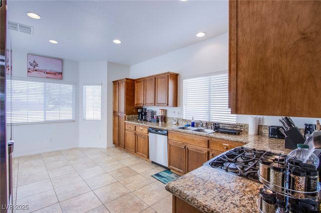 29 Blue Sunrise Avenue, North Las Vegas, NV 89031