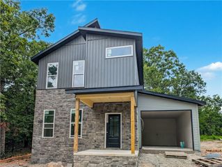 6 Romine Place, Bella Vista, AR 72715