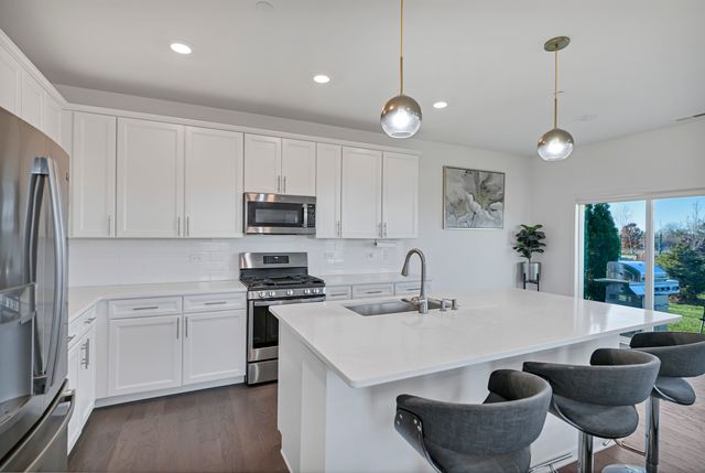 3202 Martini Street, Mundelein, IL 60060