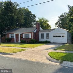 4410 WOODFIELD RD, Kensington, MD 20895