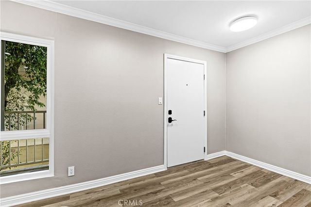 5320 Zelzah Ave. 214, Encino, CA 91316