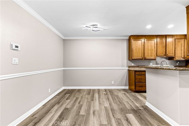5320 Zelzah Ave. 214, Encino, CA 91316