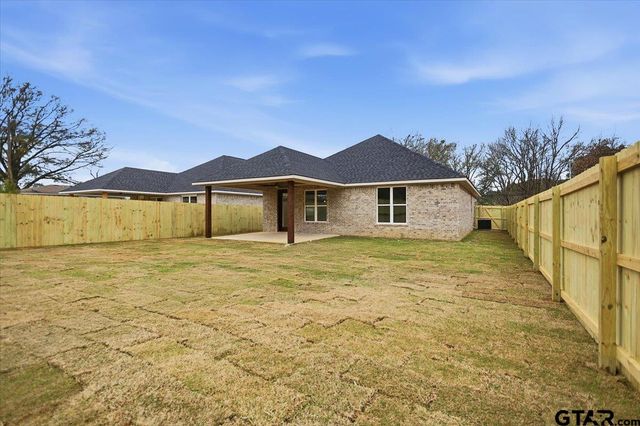 528 W 32nd St, Tyler, TX 75702