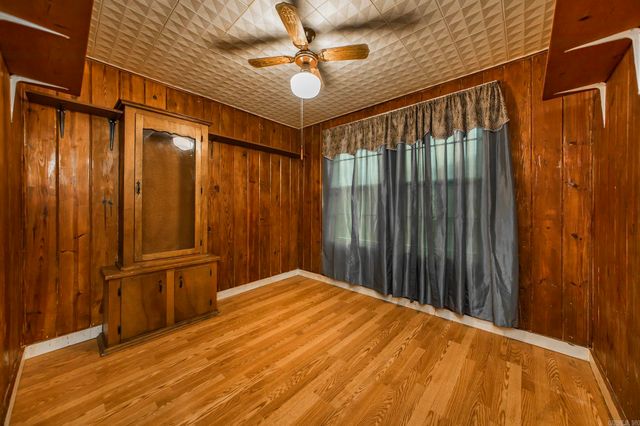 220 Irvy Rd, England, AR 72046