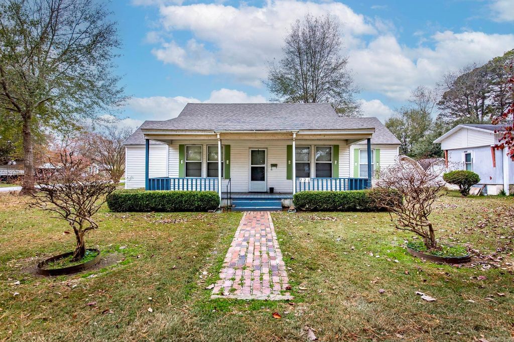 220 Irvy Rd, England, AR 72046