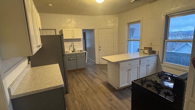 30 Elliot St. 3, Worcester, MA 01605