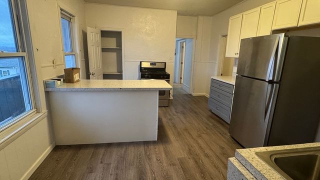 30 Elliot St. 3, Worcester, MA 01605