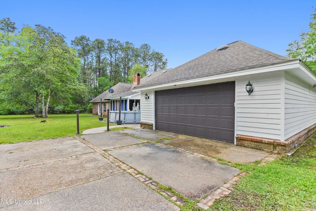 14221 Country Wood Drive, Gulfport, MS 39503