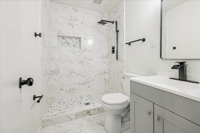 4309 BEECHCLIFF LN, Memphis, TN 38128