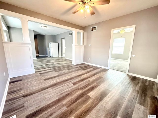 1920 S 11 Street, Lincoln, NE 68502