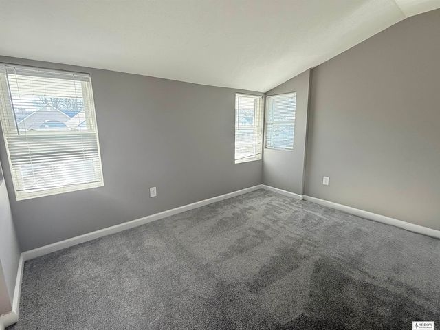 1920 S 11 Street, Lincoln, NE 68502