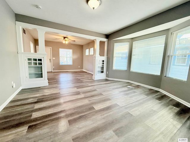 1920 S 11 Street, Lincoln, NE 68502