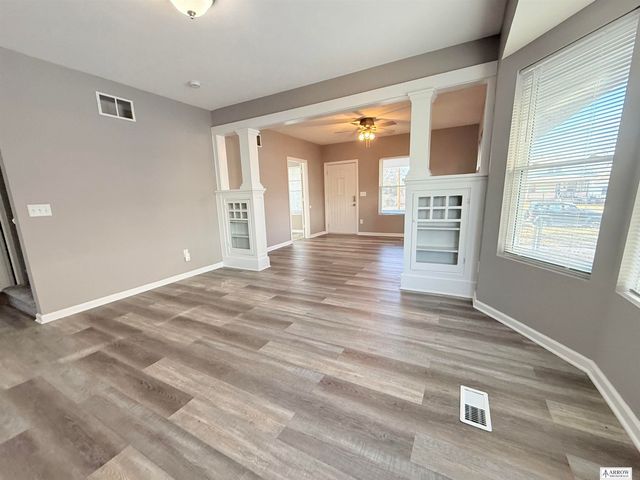 1920 S 11 Street, Lincoln, NE 68502