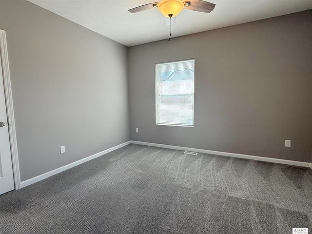 1920 S 11 Street, Lincoln, NE 68502