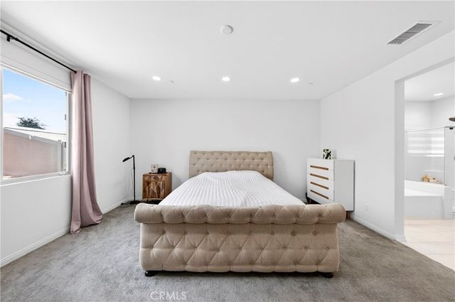 9521 Venetian, Jurupa Valley, CA 92509