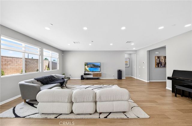 9521 Venetian, Jurupa Valley, CA 92509