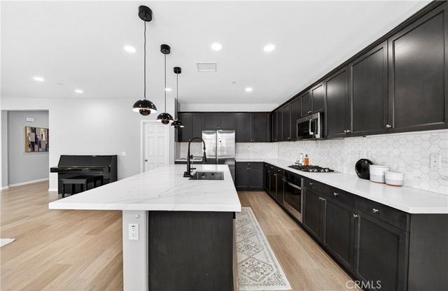 9521 Venetian, Jurupa Valley, CA 92509