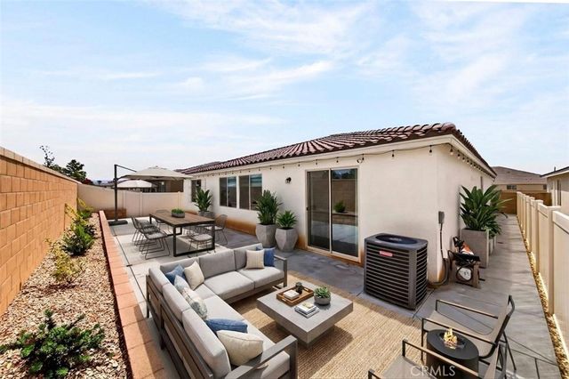 9521 Venetian, Jurupa Valley, CA 92509