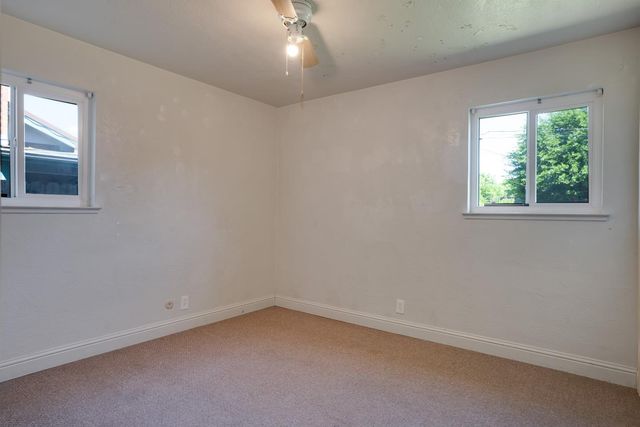 127 W Loretta Avenue, Stockton, CA 95207