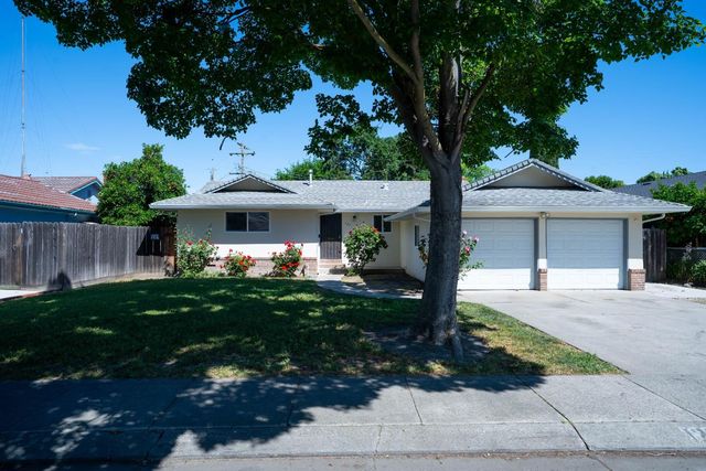 127 W Loretta Avenue, Stockton, CA 95207