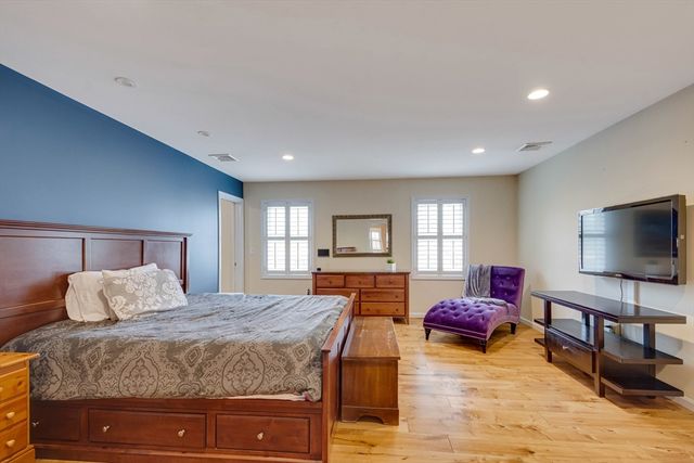 60 Catherine Drive, Peabody, MA 01960