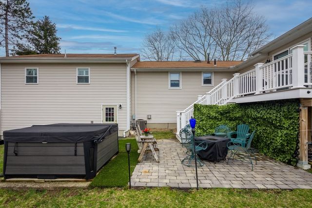 60 Catherine Drive, Peabody, MA 01960