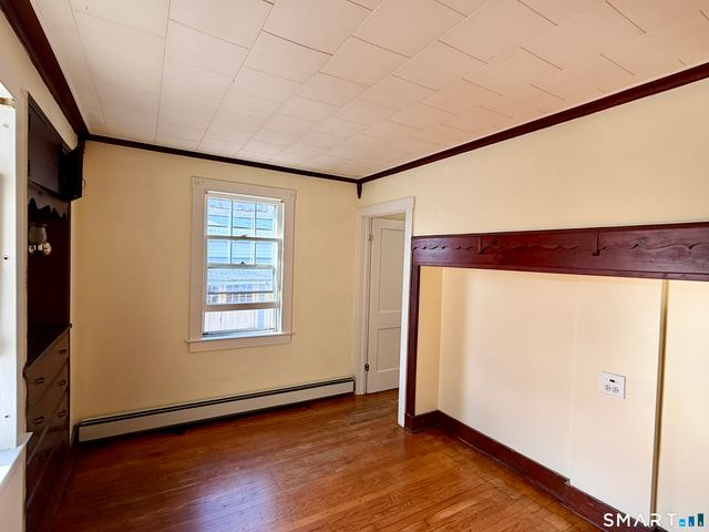 23 Farnham Avenue 2nd Floor Rear, Torrington, CT 06790