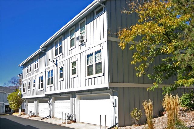 2609 Hatch Circle, Colorado Springs, CO 80918