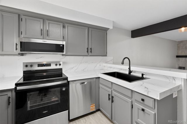 2609 Hatch Circle, Colorado Springs, CO 80918