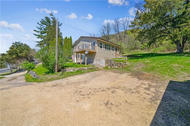 260 State Road 35, Alma, WI 54610