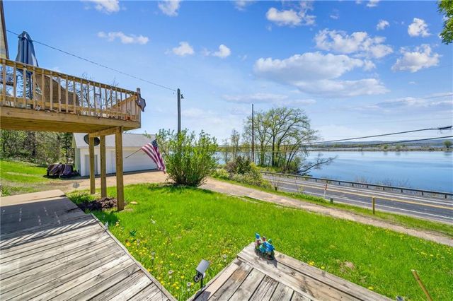 260 State Road 35, Alma, WI 54610