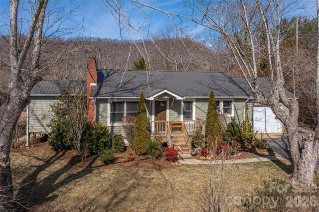 110 Dillingham Circle, Asheville, NC 28805