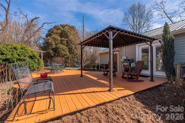 110 Dillingham Circle, Asheville, NC 28805