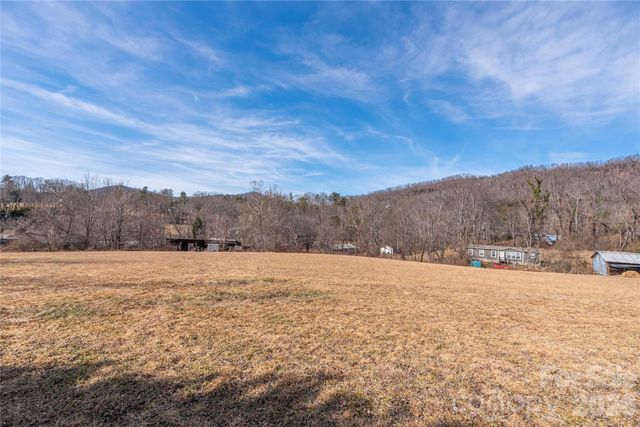 110 Dillingham Circle, Asheville, NC 28805