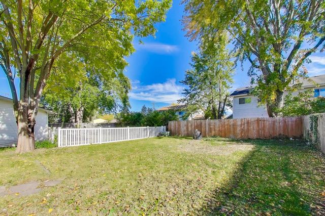 1018 Pheasant Run Lane, Aurora, IL 60504