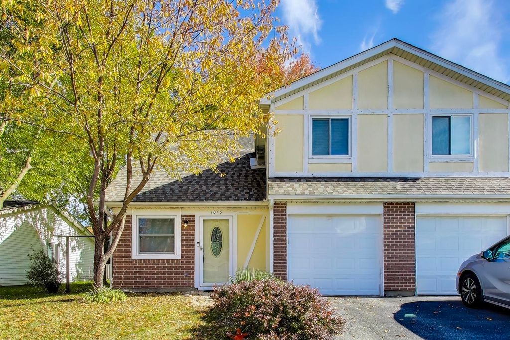 1018 Pheasant Run Lane, Aurora, IL 60504