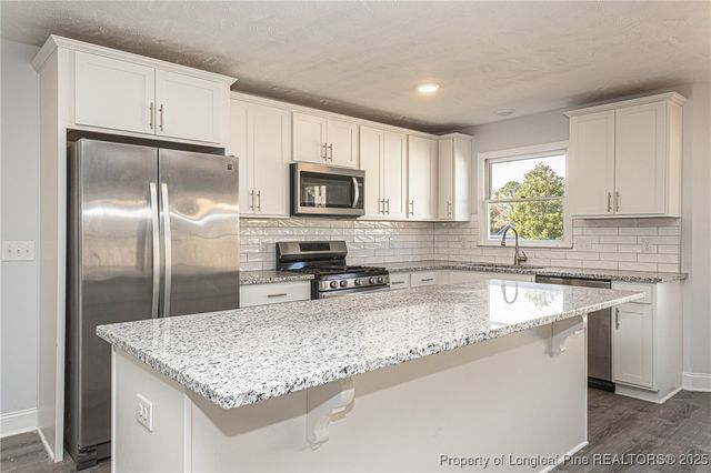 7473 Fairpoint Road, Fayetteville, NC 28314