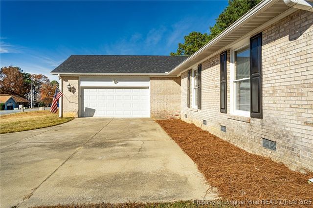 7473 Fairpoint Road, Fayetteville, NC 28314