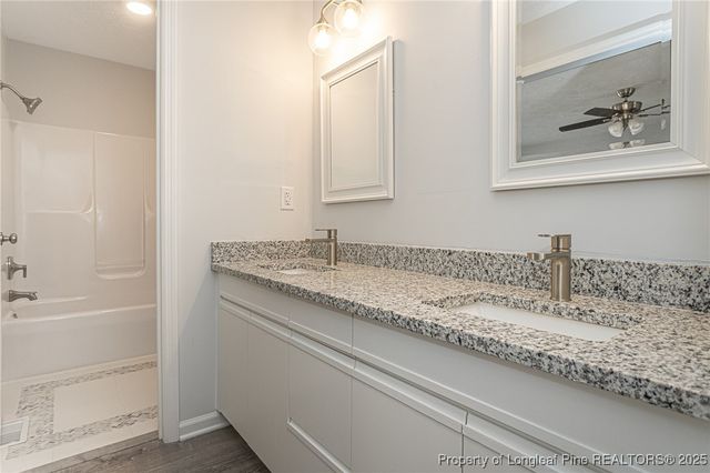 7473 Fairpoint Road, Fayetteville, NC 28314