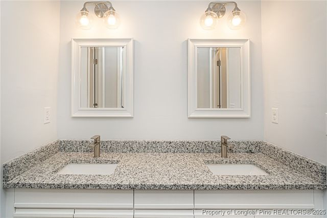 7473 Fairpoint Road, Fayetteville, NC 28314