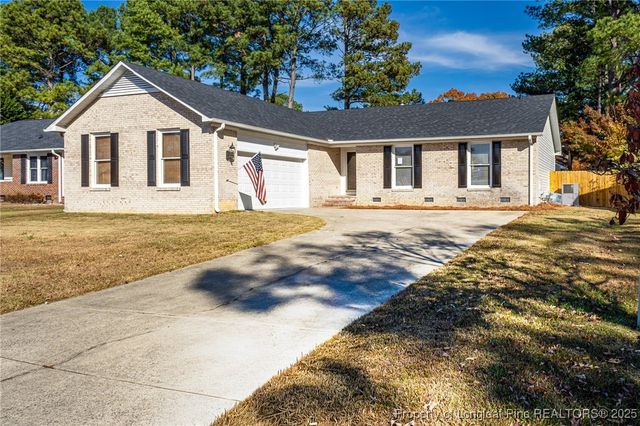 7473 Fairpoint Road, Fayetteville, NC 28314