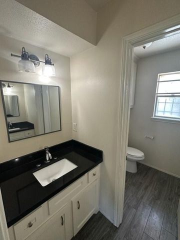 3862 Wichita Street, Houston, TX 77004