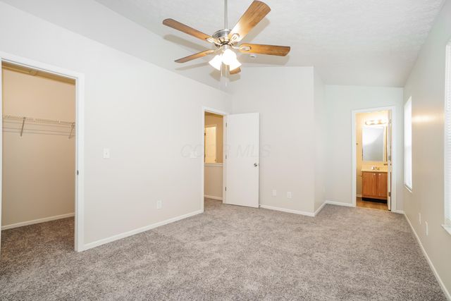 3021 Tracer Road, Columbus, OH 43232