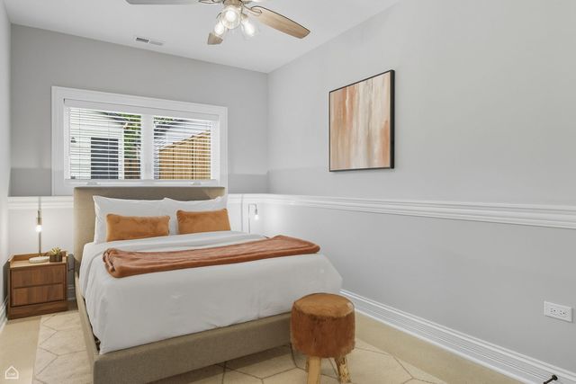 549 N Springfield Avenue, Chicago, IL 60624