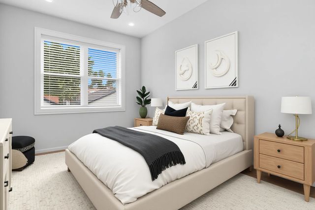 549 N Springfield Avenue, Chicago, IL 60624