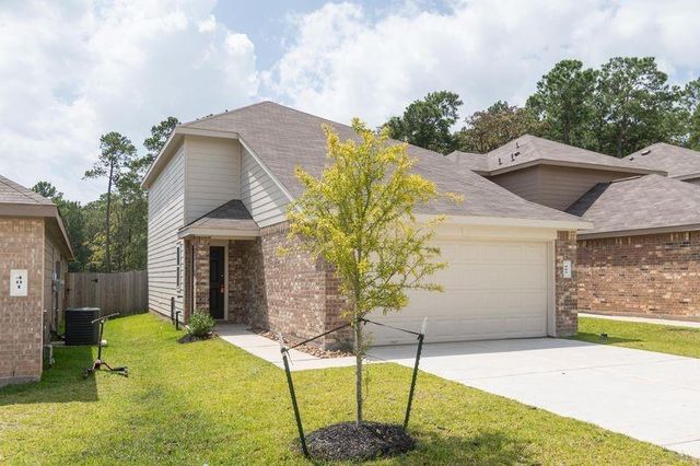 405 N Meadows Drive, Willis, TX 77378