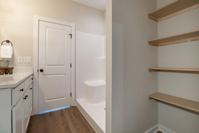 5510-5512 N Sandkey Ct, Wichita, KS 67204