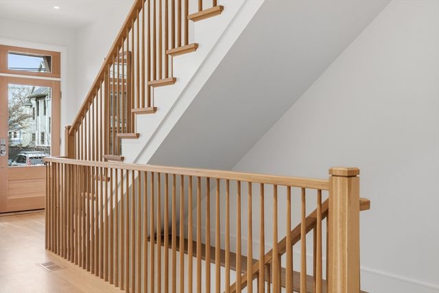 38 Hubbard Avenue, Cambridge, MA 02140