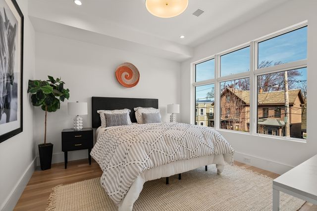 38 Hubbard Avenue, Cambridge, MA 02140