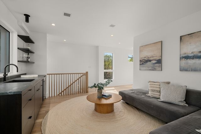 38 Hubbard Avenue, Cambridge, MA 02140